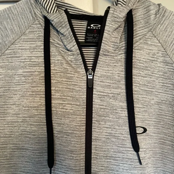 Oakley zip-up hoodie - Picture 3 of 4